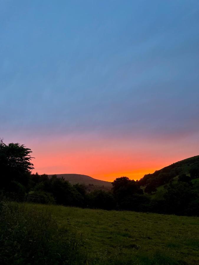 Llanbedr  Black Mountains Stylish Hideaway, Nr Crickhowell מראה חיצוני תמונה